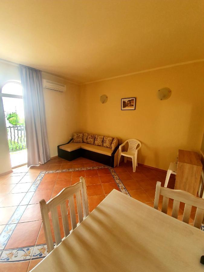 Elenite Private Apartments Kültér fotó