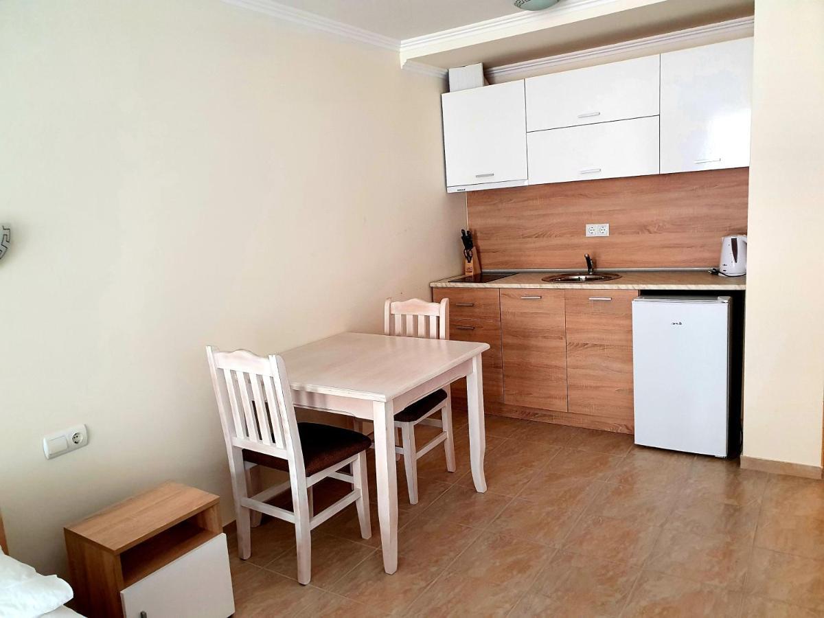 Elenite Private Apartments Kültér fotó