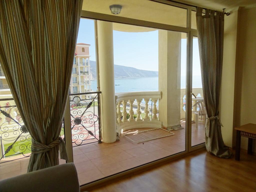 Elenite Private Apartments Kültér fotó