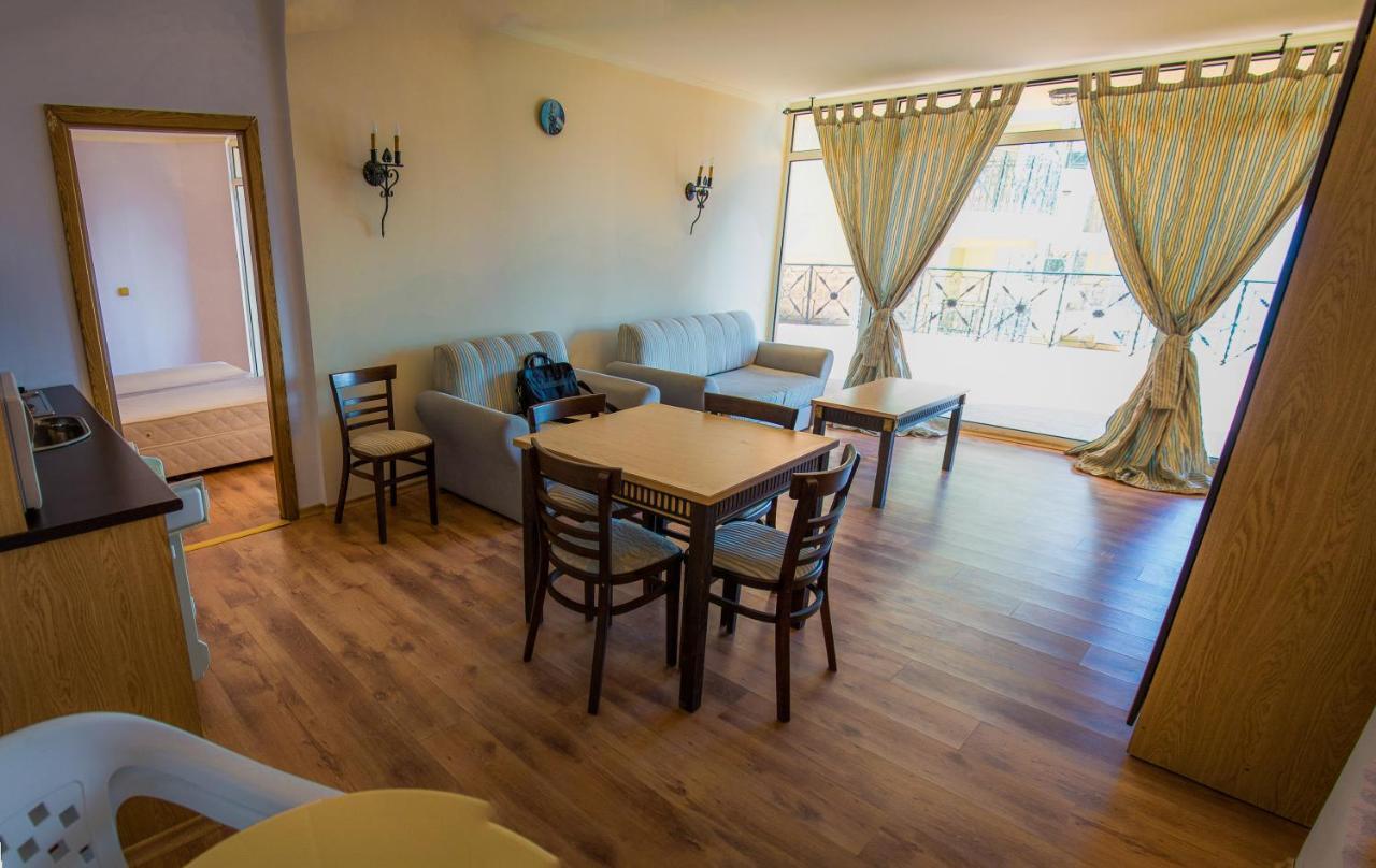 Elenite Private Apartments Kültér fotó
